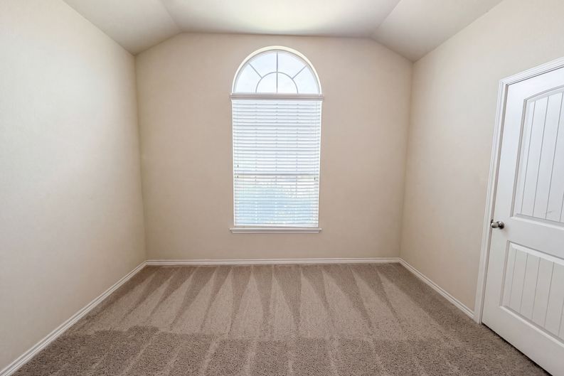 Photo 15 of 24 of 824 Tuscan Rd, Harker Heights, TX