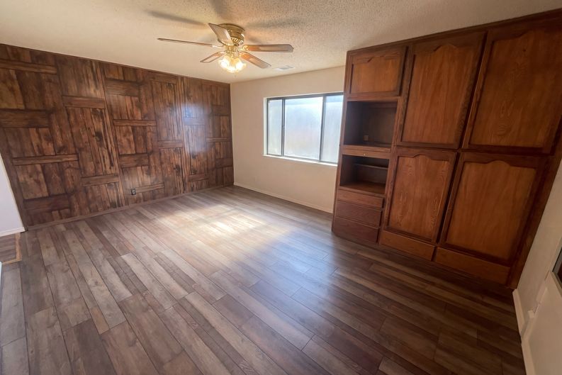 Photo 16 of 21 of 7212 Derickson Ave NE, Albuquerque, NM