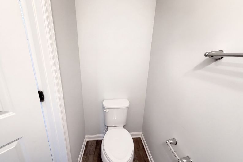Photo 11 of 22 of 1869 Belle Arbor Dr, Nashville, TN