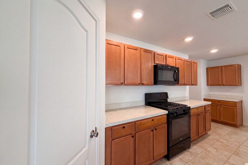 Photo 6 of 16 of 4814 Westfield Pines Dr, Katy, TX