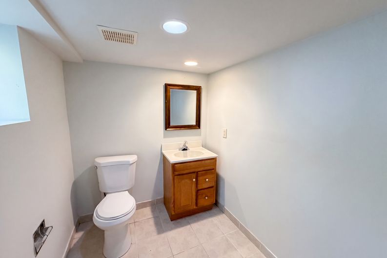 Photo 16 of 26 of 506 Lyons Rd, Basking Ridge, NJ