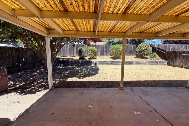 Photo 24 of 29 of 7431 Garden Gate Dr, Citrus Heights, CA