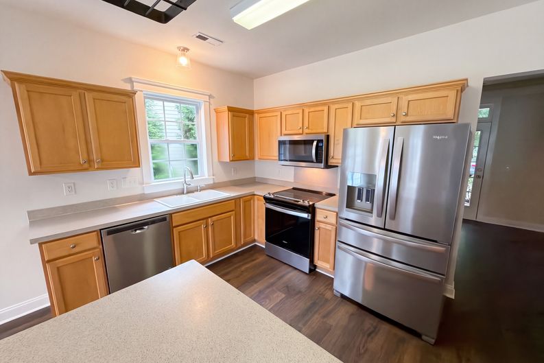 Photo 14 of 18 of 3926 Wilgrove Way Dr, Charlotte, NC
