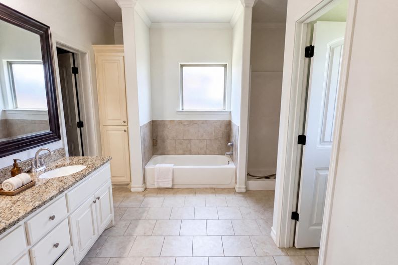 Photo 20 of 27 of 8809 10th St, Lubbock, TX