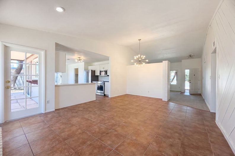 Photo 7 of 17 of 1307 W Alamo Dr, Chandler, AZ