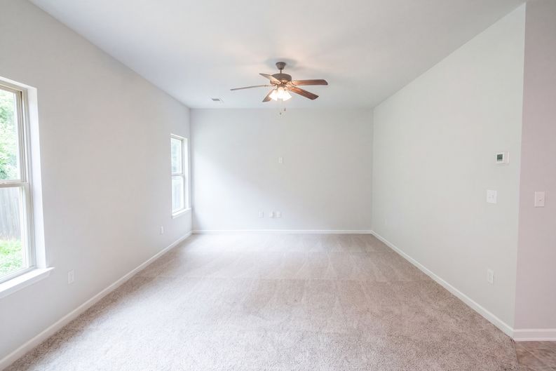 Photo 6 of 26 of 5053 Pioneer Pkwy, McDonough, GA