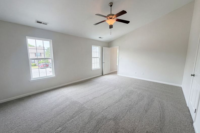 Photo 4 of 16 of 3705 Chancellorsville Ct, Raleigh, NC