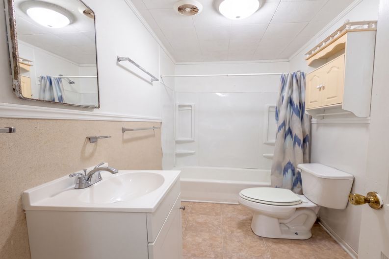 Photo 8 of 15 of 441 Byrnes St, Allendale, SC