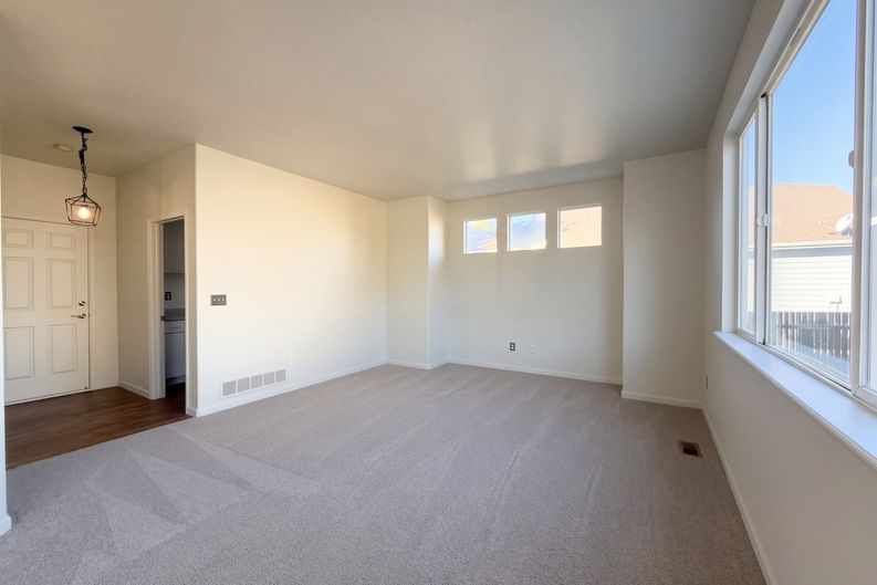 Photo 11 of 40 of 4391 Homestead Way, Brighton, CO