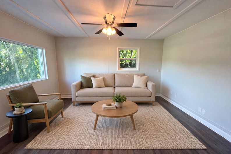 Photo 3 of 25 of 740 SE 28th St, Ocala, FL