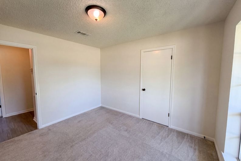 Photo 4 of 18 of 12614 A Bar Dr, Santa Fe, TX