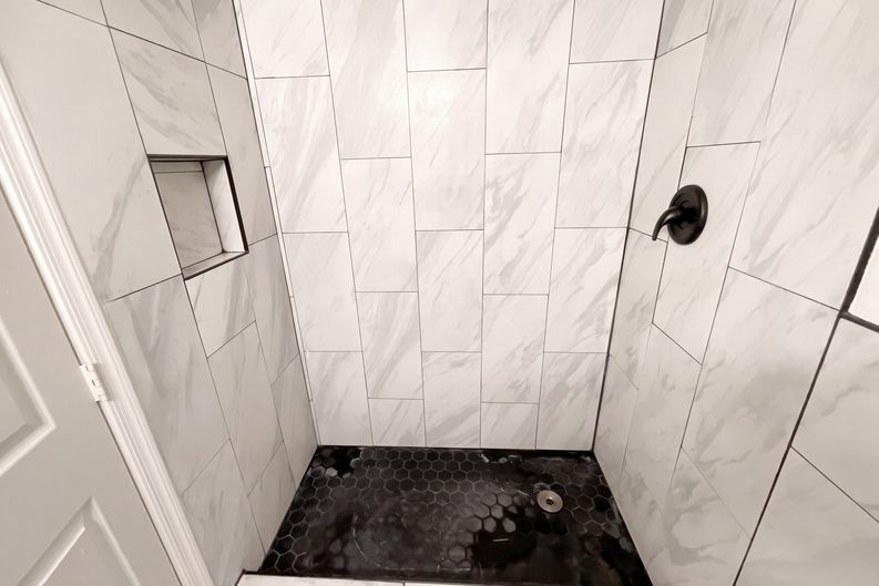 Photo 10 of 23 of 4253 E Vineyard Rd, Phoenix, AZ