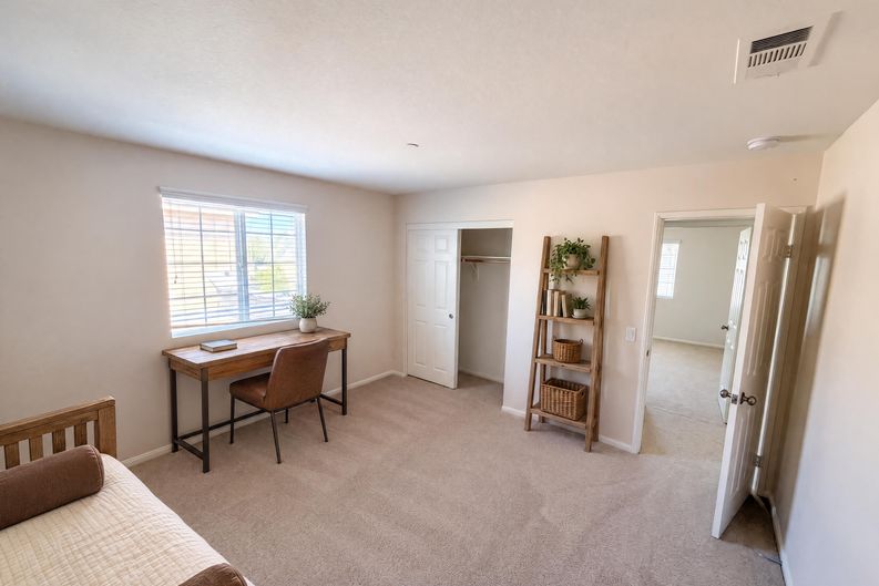 Photo 13 of 19 of 40959 Vauxhall Ct, Lake Elsinore, CA