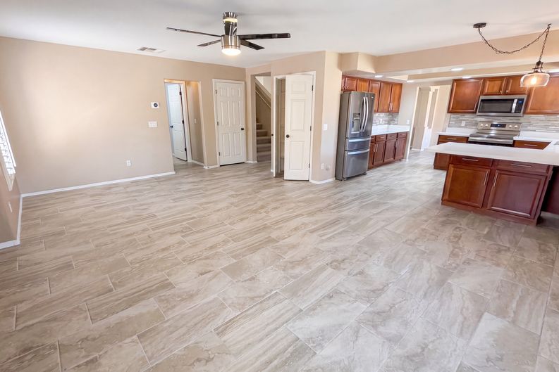 Photo 14 of 44 of 15652 W Calavar Rd, Surprise, AZ