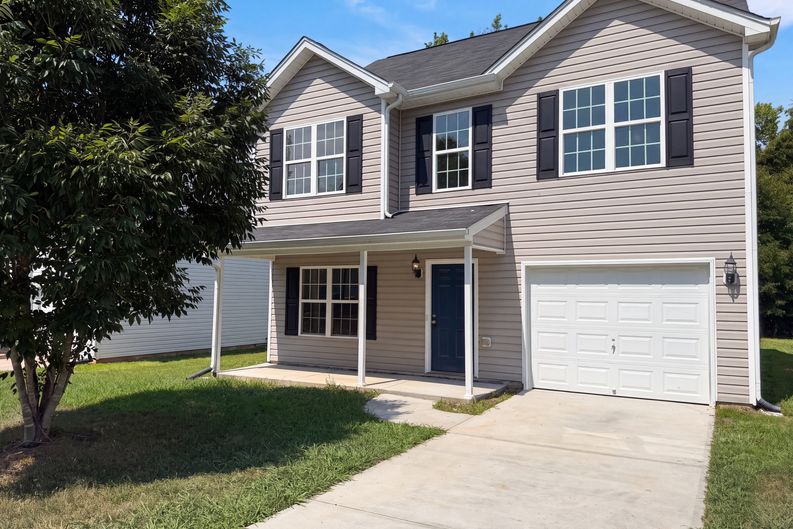 Photo 21 of 24 of 4655 Chapel Ridge Dr, Greensboro, NC