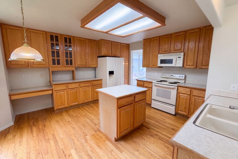 Photo 12 of 40 of 821 Sage Sparrow Cir, Highlands Ranch, CO