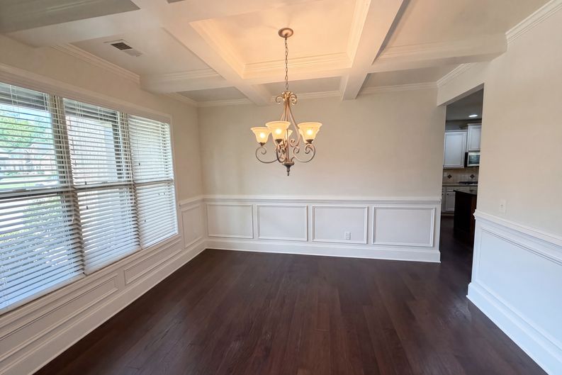 Photo 10 of 51 of 1481 Azalea Brook Dr, Lawrenceville, GA