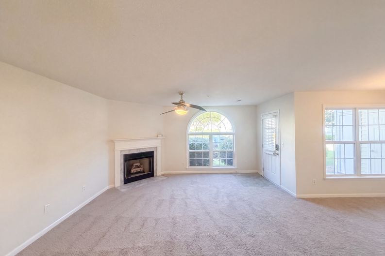 Photo 3 of 18 of 3721 Morris Farm Dr, Greensboro, NC