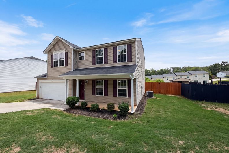 Photo 21 of 29 of 719 Cannonsburg Dr, Duncan, SC