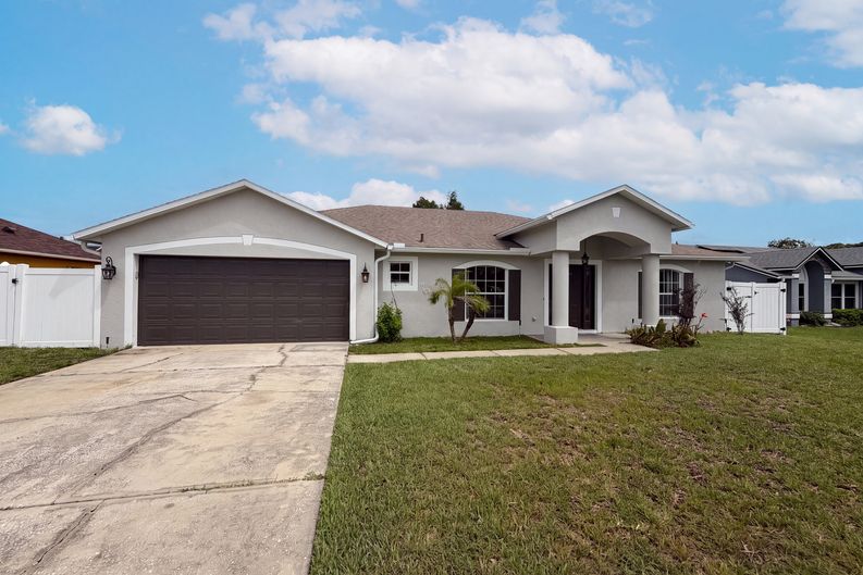 Photo 18 of 20 of 2366 Belen Dr, Deltona, FL