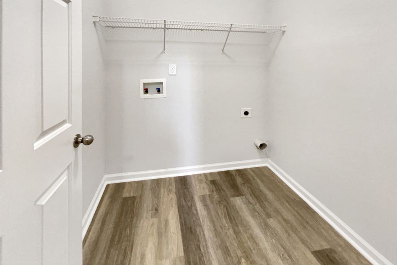 Photo 42 of 52 of 1622 Halliard Dr, Lawrenceville, GA