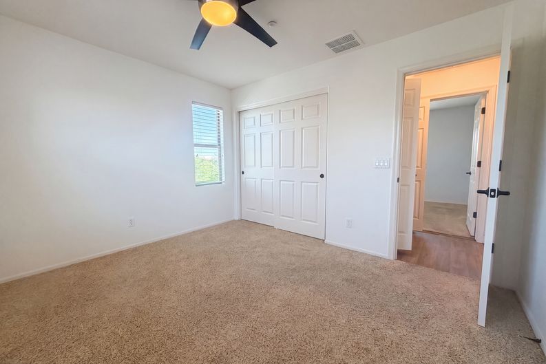 Photo 5 of 18 of 2784 E Megan St, Gilbert, AZ