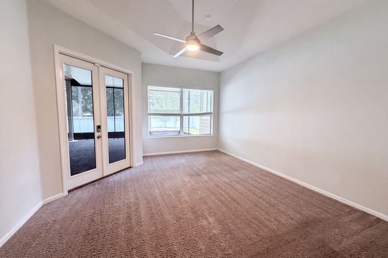 Photo 8 of 21 of 845 Songbird Dr, Orange Park, FL
