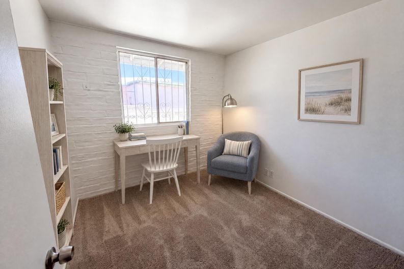 Photo 4 of 21 of 2901 N Cloverland Ave, Tucson, AZ