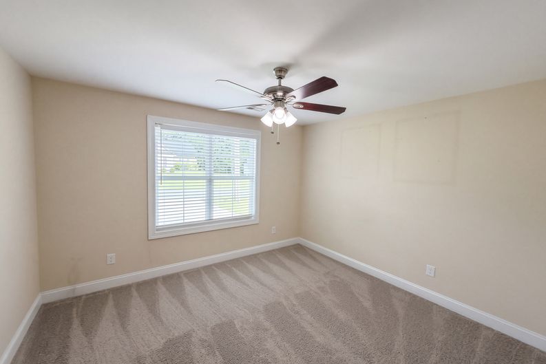 Photo 11 of 22 of 335 Odell Dr NW, Concord, NC