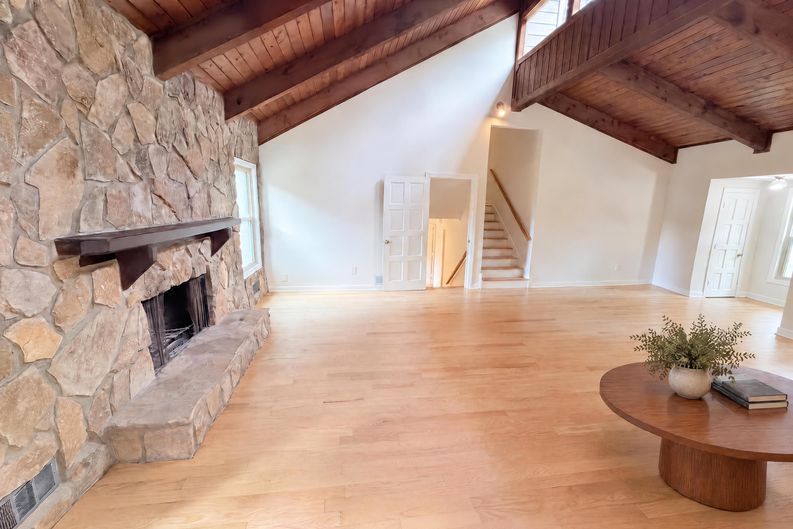 Photo 13 of 40 of 3962 Spalding Holw, Peachtree Corners, GA