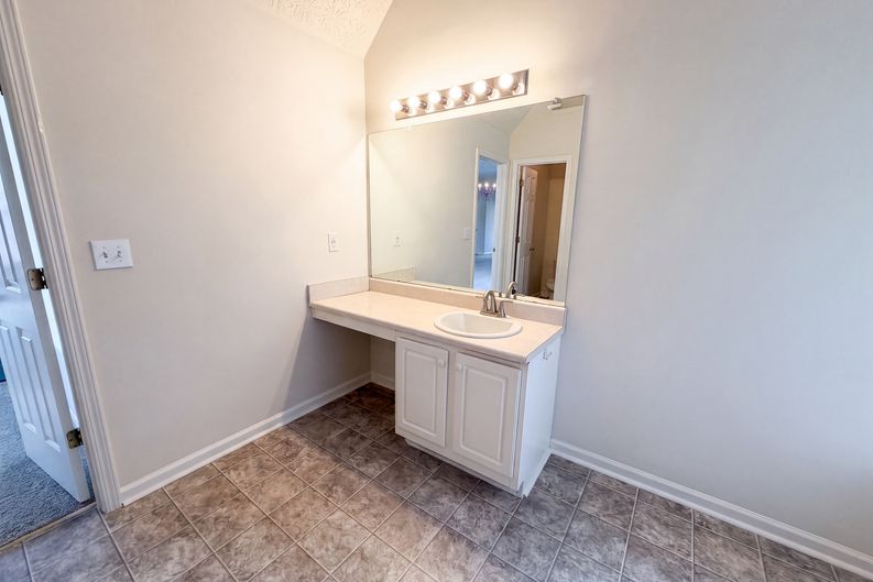 Photo 19 of 23 of 401 Callaway Ln, Conyers, GA
