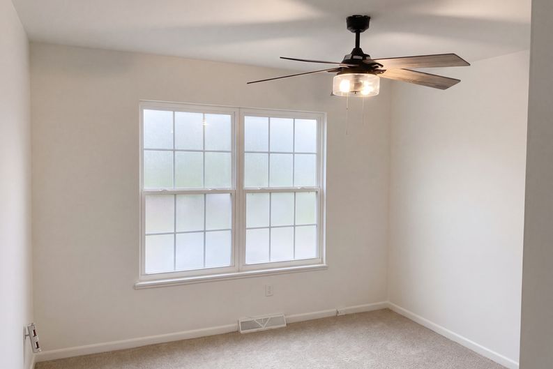 Photo 6 of 16 of 329 25th Ave NW, Center Point, AL