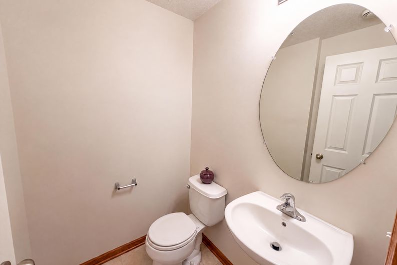 Photo 17 of 25 of 7231 Jewel Ln N, Maple Grove, MN