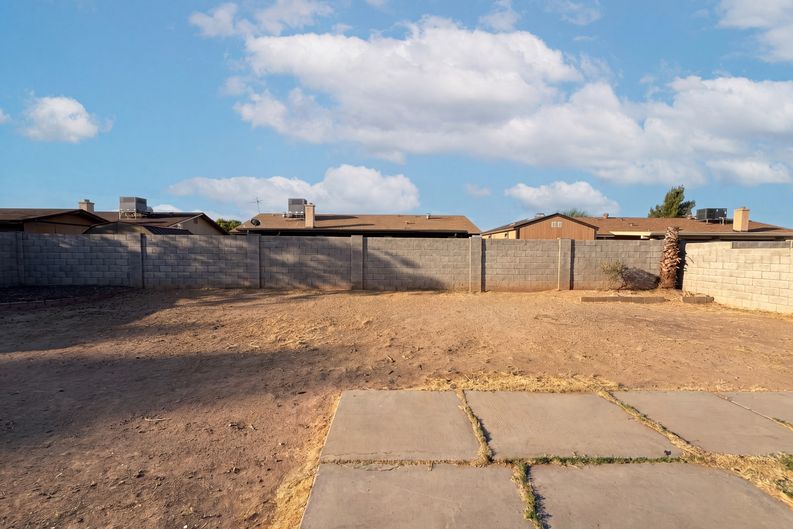 Photo 18 of 20 of 8839 W Carol Ave, Peoria, AZ
