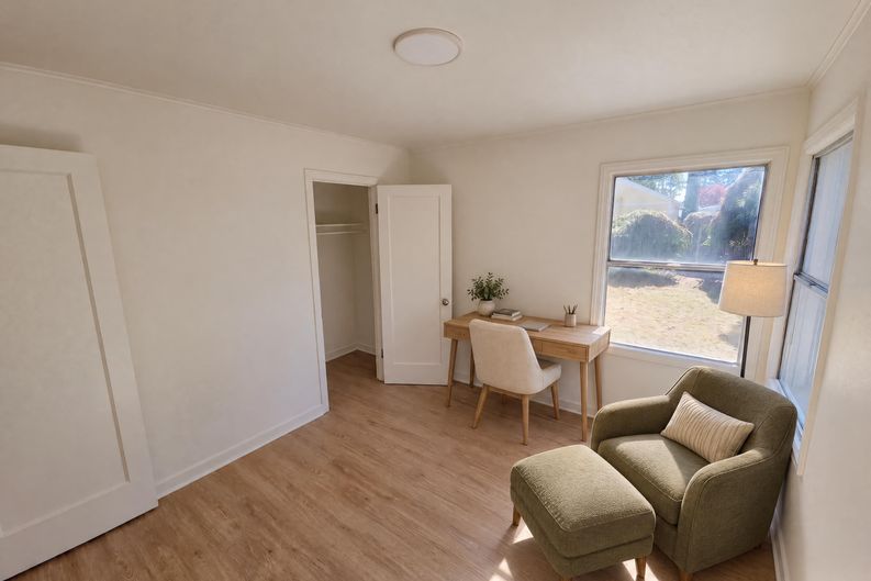 Photo 17 of 29 of 2580 Verna Way, Sacramento, CA