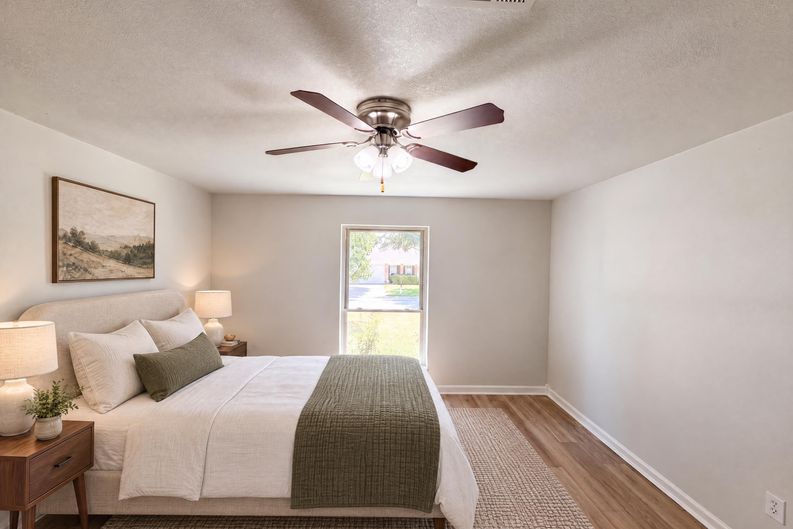 Photo 8 of 21 of 220 Grand Meadow Dr, Fort Worth, TX