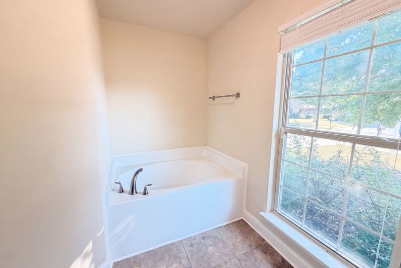 Photo 16 of 20 of 316 Vincent St, Alabaster, AL