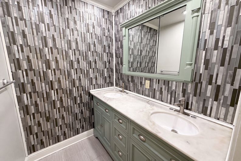 Photo 19 of 22 of 3423 Willow Crest Ln, Dallas, TX
