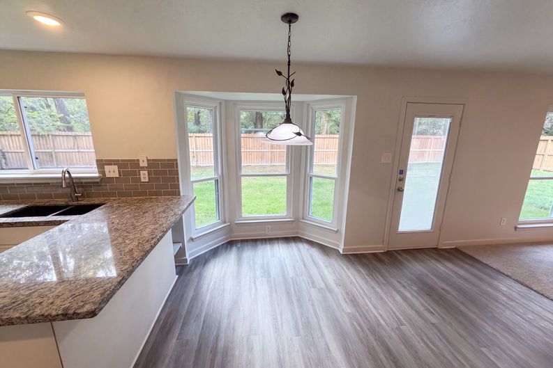 Photo 8 of 30 of 3706 Ember Spring Dr, Kingwood, TX