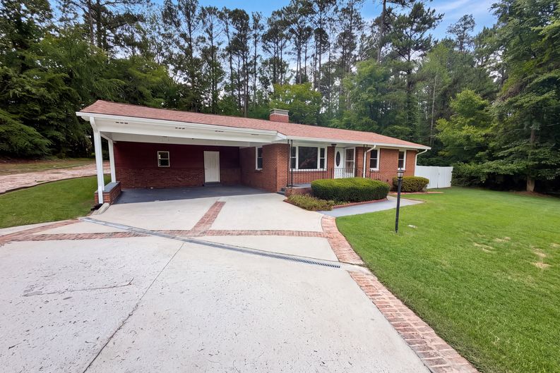 Photo 14 of 17 of 500 Sunnybrook Rd, Raleigh, NC