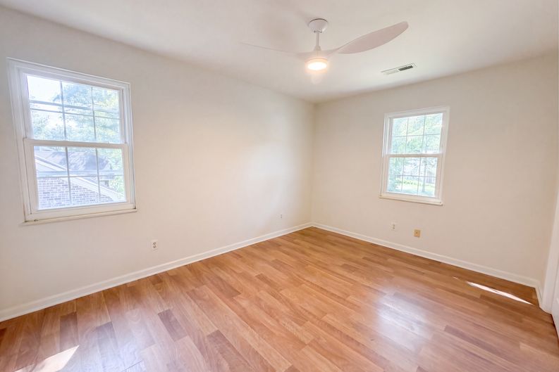 Photo 13 of 20 of 114 Blake Dr, Summerville, SC
