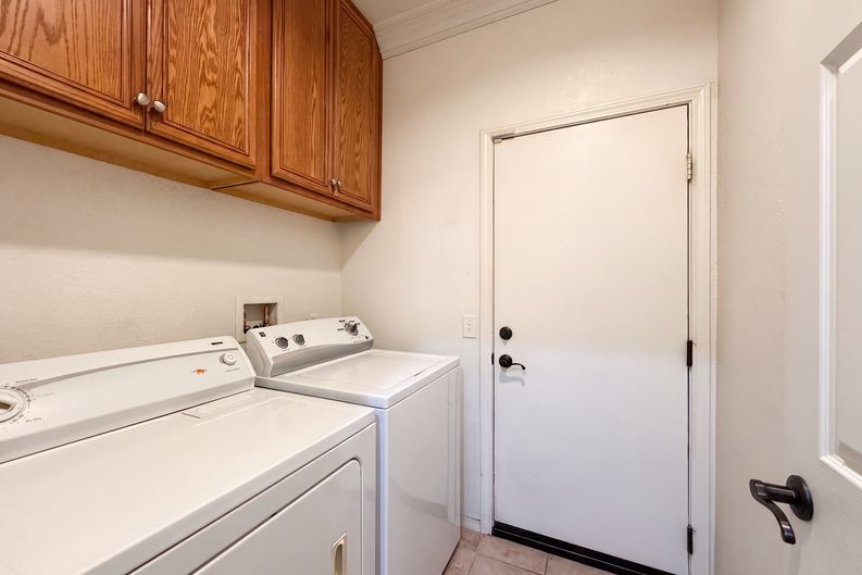 Photo 20 of 26 of 29202 Cowboy Ct, Valencia, CA