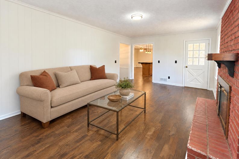 Photo 7 of 20 of 681 John Ward Rd SW, Marietta, GA