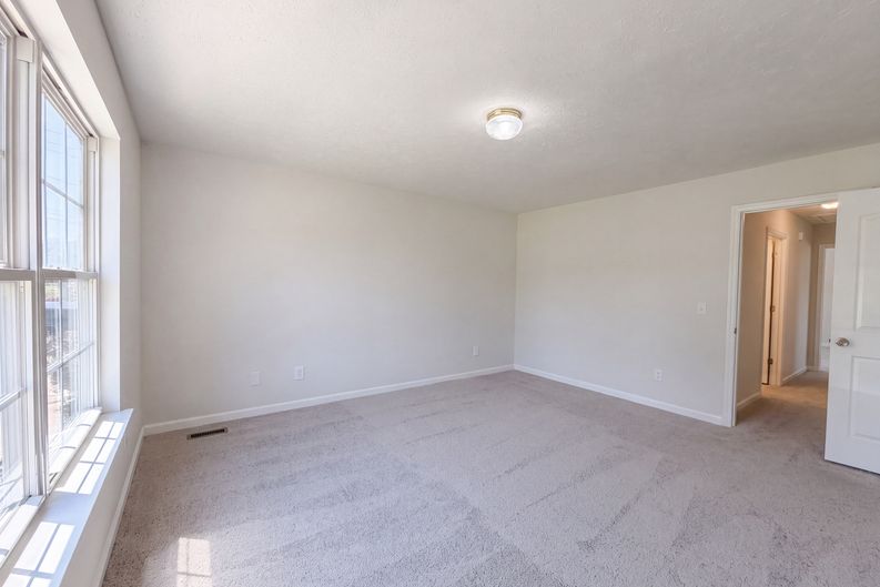 Photo 14 of 28 of 125 Ivanhoe Ct, Murfreesboro, TN