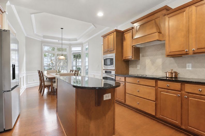 Photo 10 of 46 of 443 Tallulah Dr, Griffin, GA