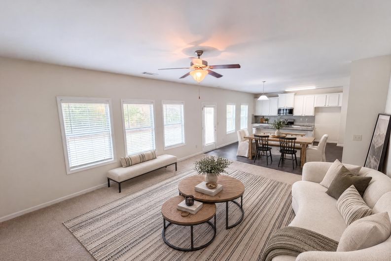 Photo 3 of 41 of 821 Walnut Woods Dr, Braselton, GA