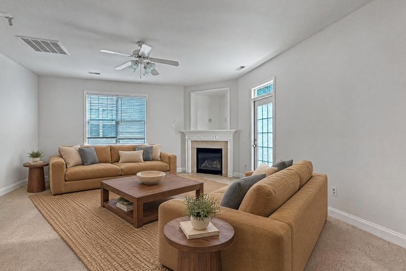 Photo 6 of 20 of 8915 Cinder Ln, Huntersville, NC