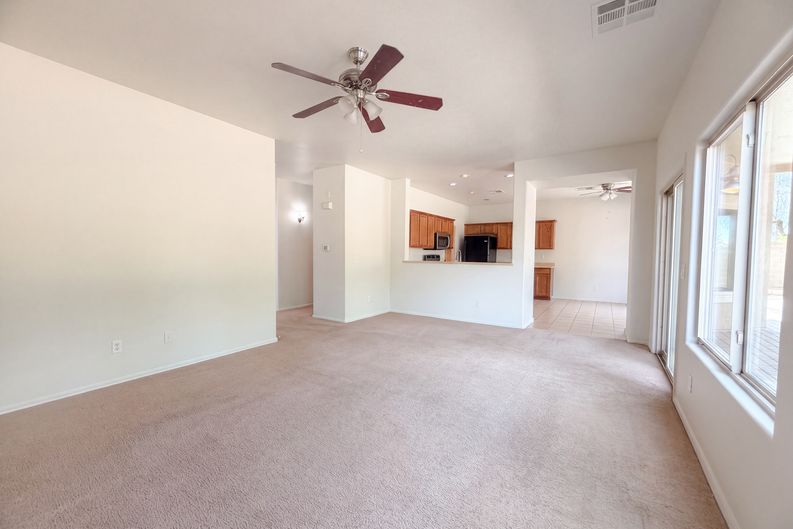 Photo 3 of 20 of 28984 N Agave Rd, San Tan Valley, AZ