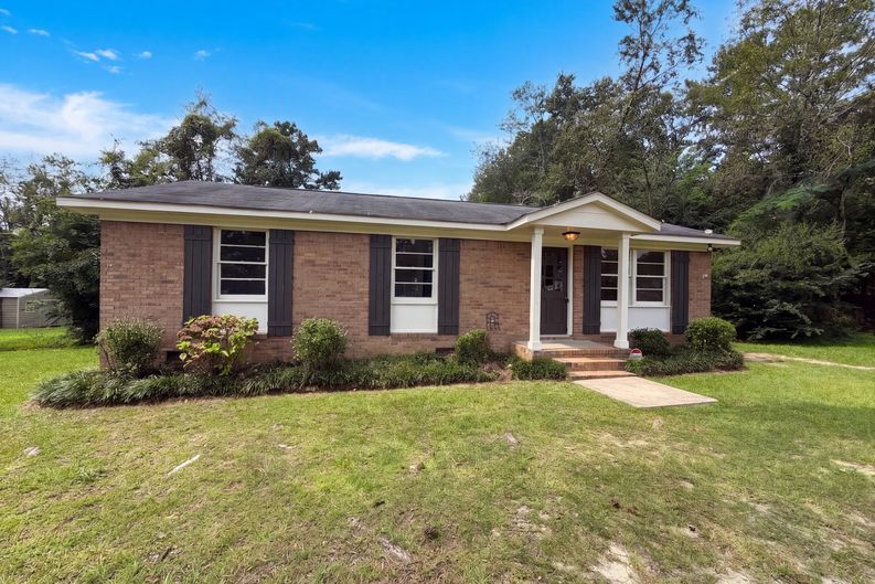 Photo 16 of 20 of 109 Harmon Hill Ct, Hopkins, SC