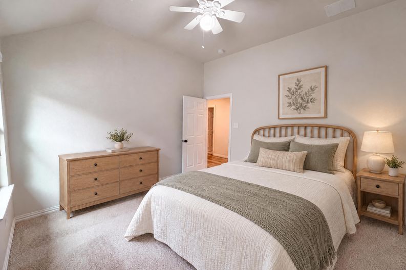 Photo 9 of 39 of 9332 Kaitlyn Ct, Lantana, TX